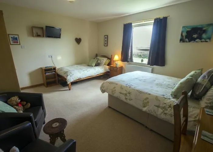 The Hawthorns B & B Mey
