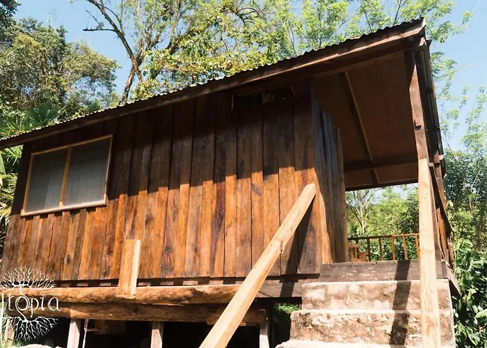 Utopia Eco Hotel Lanquin