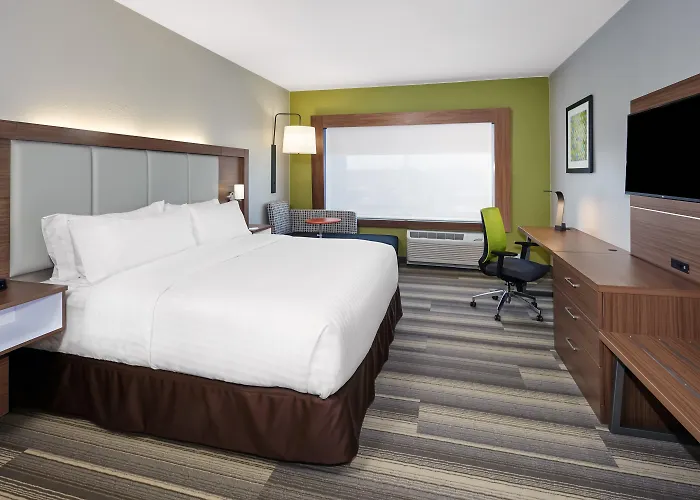 Holiday Inn Express & Suites Chicago North Shore - Niles By Ihg