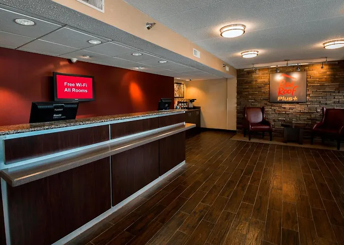Red Roof Inn Plus+ Chicago - Naperville