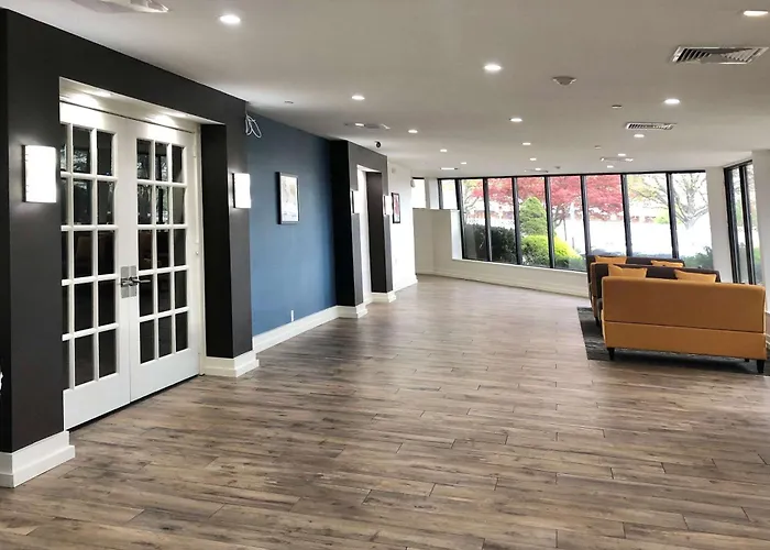 Somerset Lofts