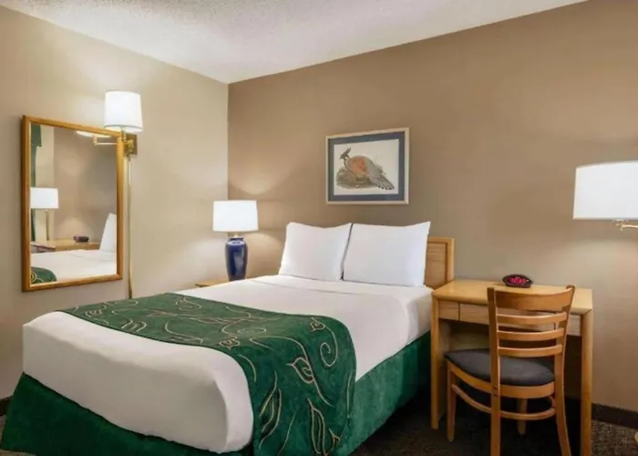 Travelodge By Wyndham Wellington