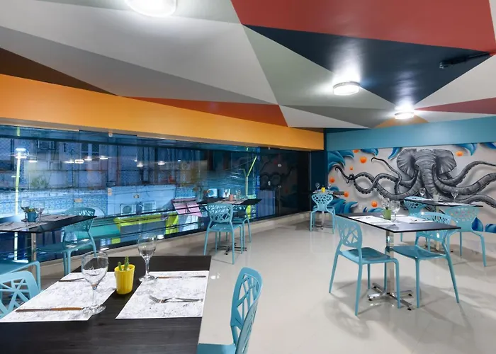 Mural Living Hotel Manaus