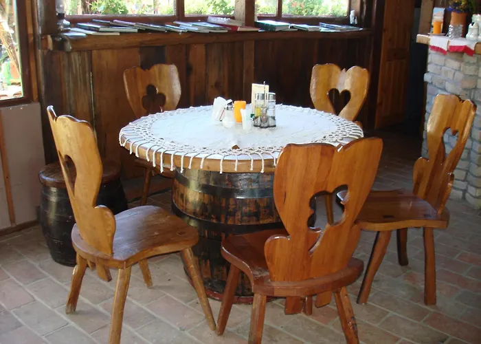 Tradicije Cigoc Hotel