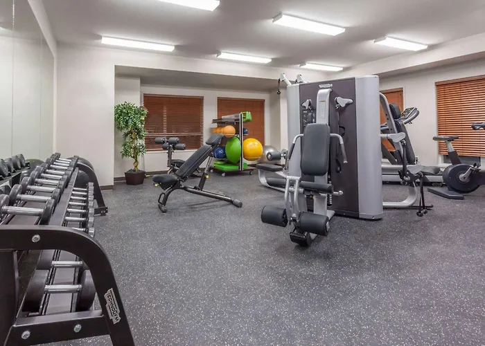Microtel Inn & Suites By Wyndham Oyster Bay Ladysmith