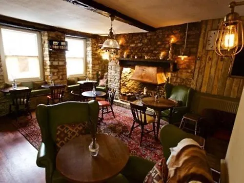 Woodstock Arms Hotel