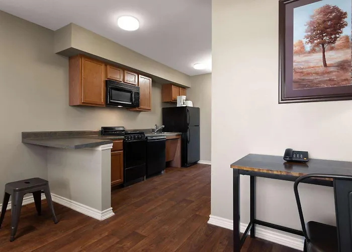 Eagle'S Den Three Rivers Texas A Travelodge By Wyndham