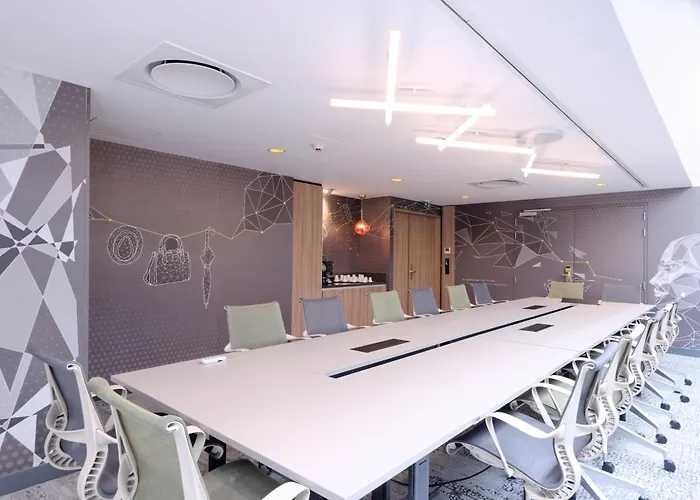 Holiday Inn Reims Centre By Ihg