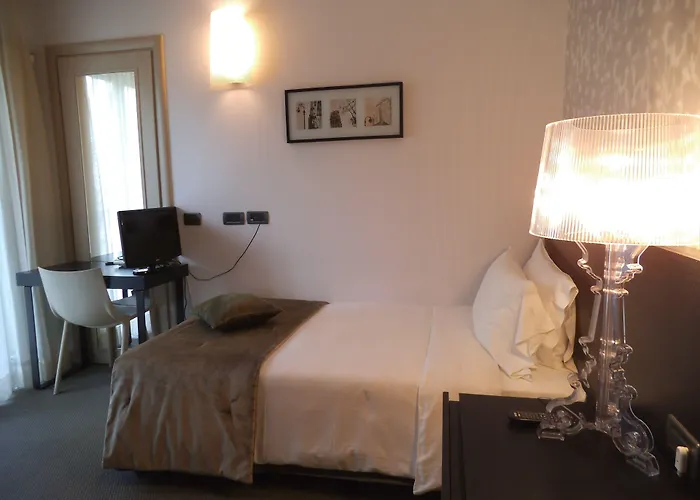 Hotel Ariston & Apartments Varazze