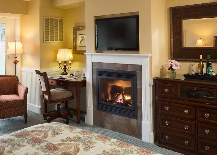 Grand Harbor Inn Camden