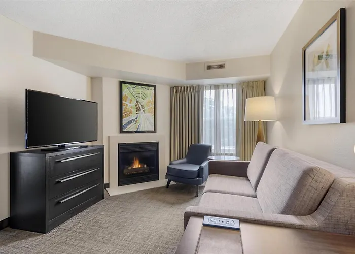Sonesta Es Suites Fairfax Fair Lakes