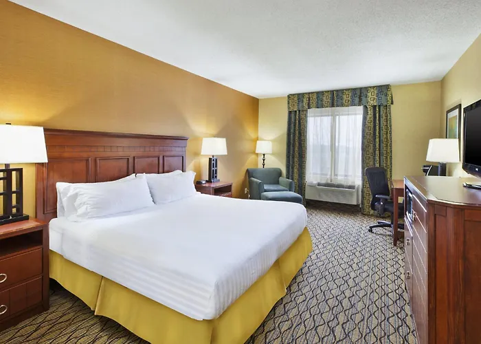 Holiday Inn Express Hotel & Suites - Belleville Area By Ihg