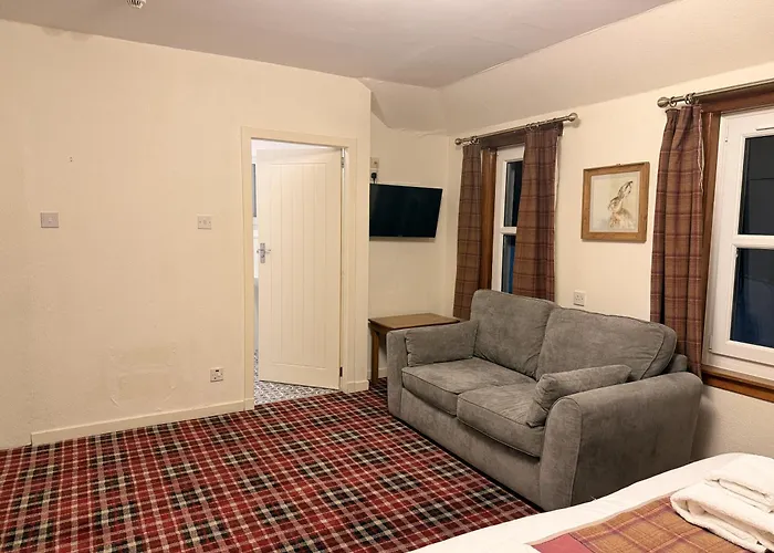 Loch Leven Hotel & Distillery North Ballachulish