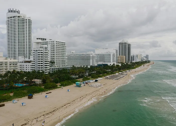 Carillon Miami Wellness Resort Miami Beach